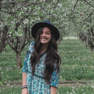 Meet your Posher, Maddie